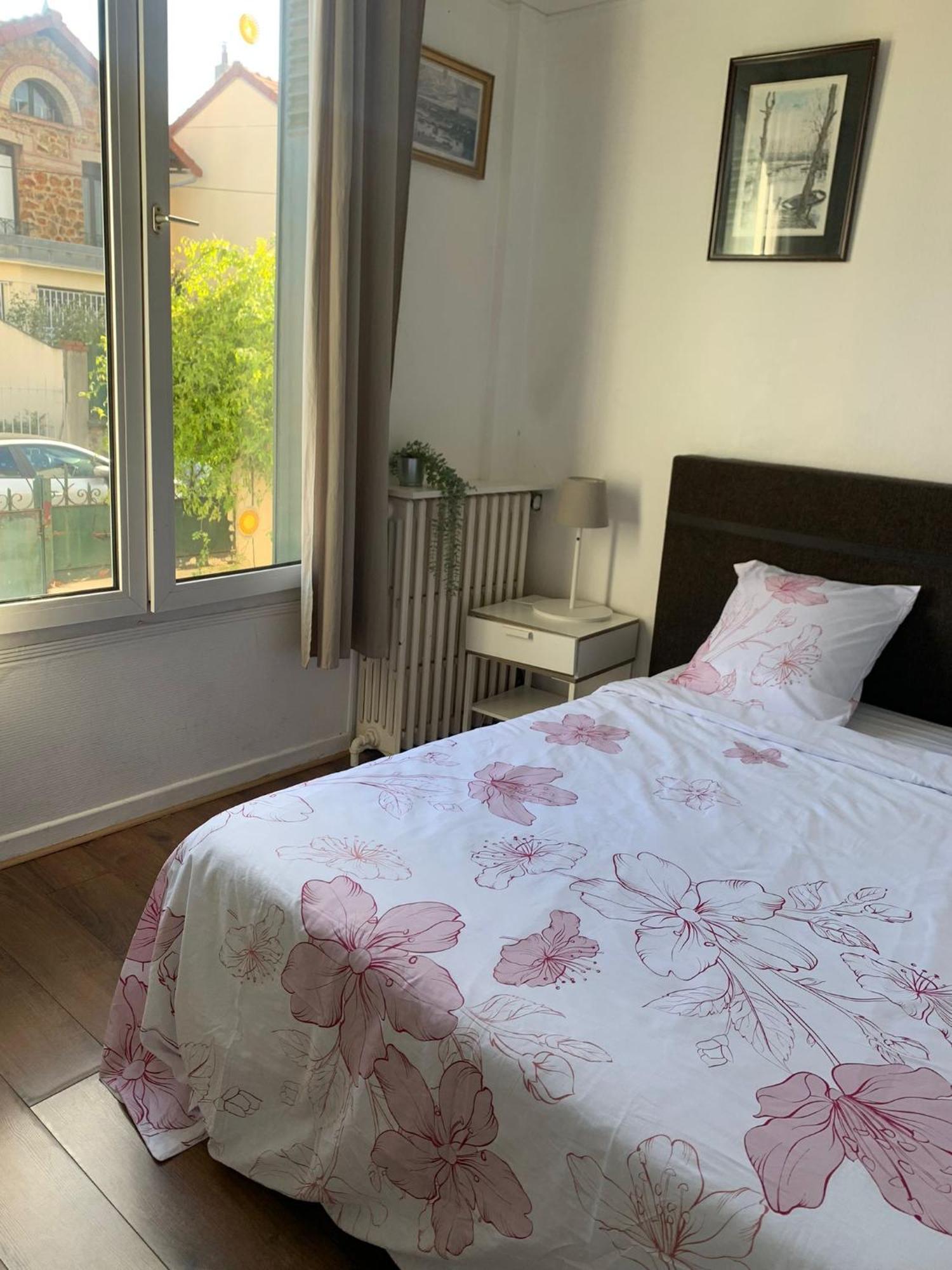 GRAND APPARTEMENT AVEC TERRASSE&JARDIN A 5 minutes de PARIS Cachan Exterior foto